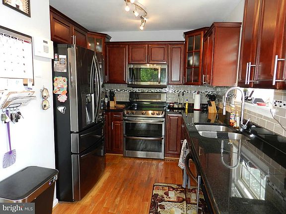 5th image of 11706 Spruce Ct