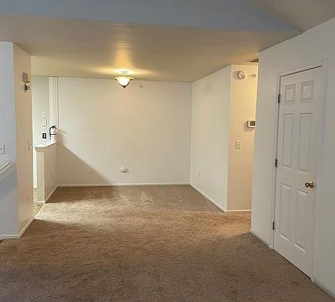 5th image of 308 Vasser Dr