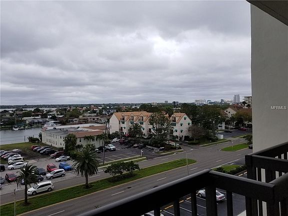 3rd image of 400 Island Way APT 608