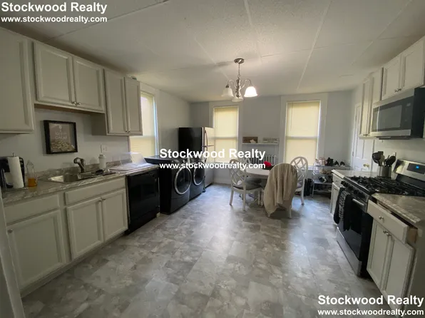 14 Washburn St #1, Dorchester, MA 02125