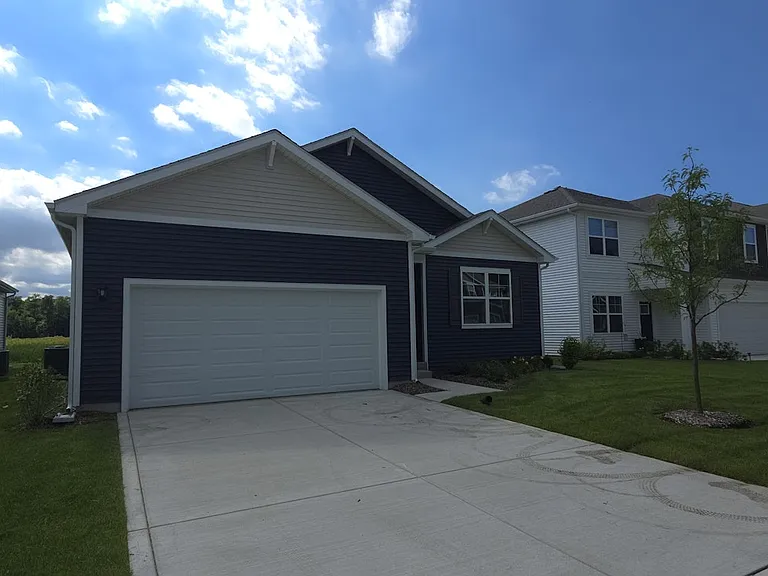 4200 Viceroy St — Photo 1