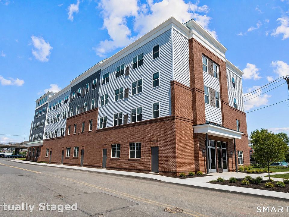 1st image of 113 Canal St W #301
