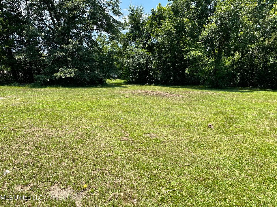 1st image of Hillcrest St Lot 21