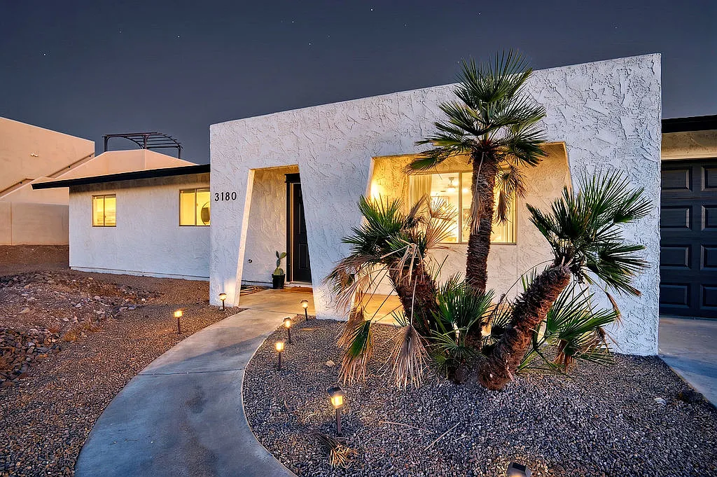 3180 Silver Arrow Dr — Photo 3