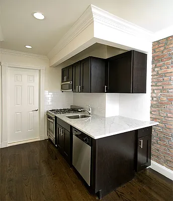 Rented by REAL New York | media 11