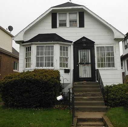 1st image of 2226 N 74th Ct