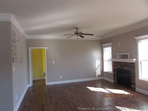 5th image of 225 Scuppernong Ln