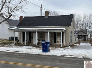 225 E Depot St, Marion, KY 42064