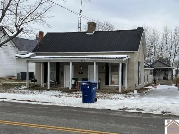 225 E Depot St, Marion, KY 42064