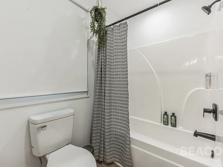 2113 Plaza Dr — Photo 15
