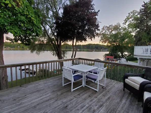 4110 Clifford Rd, Brighton, MI 48116