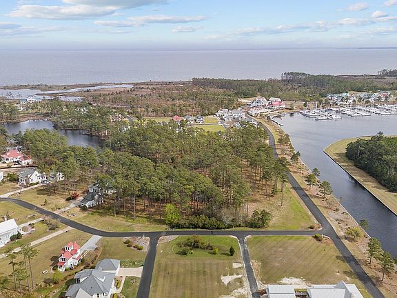 2nd image of 23 Eastcove Way LOT 39