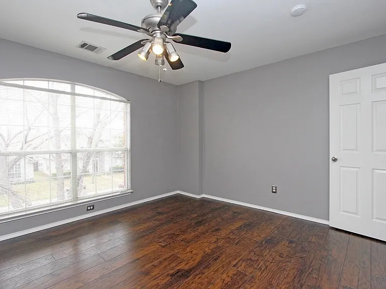 4251 Millview Ln — Photo 19