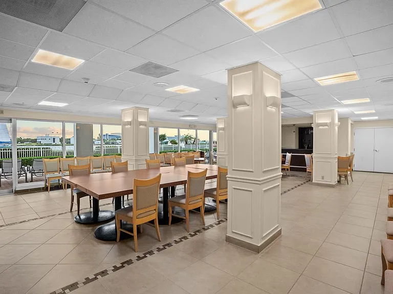2100 S Ocean Dr #16F — Photo 45