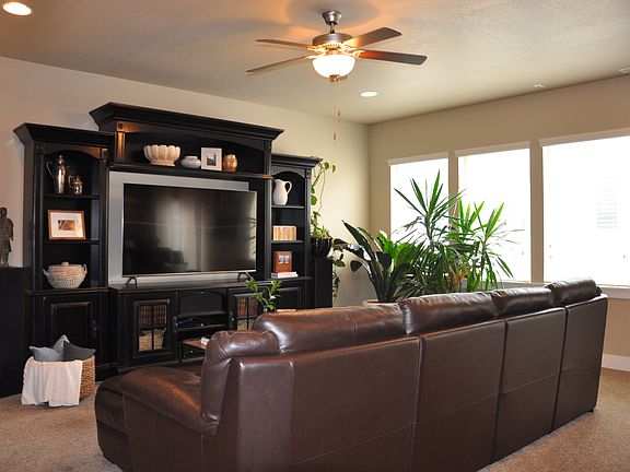5th image of 1282 N Willowbrook Ln