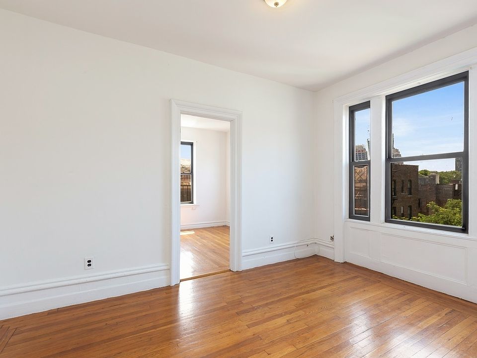 1st image of 334 W 22nd St APT 26
