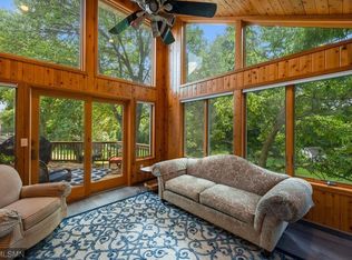 3895 Harbor Ln N, Plymouth, MN 55446