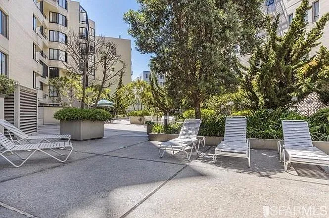 900 Bush St #213 — Photo 24
