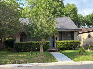 1705 E Power Ave, Victoria, TX 77901