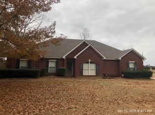 5001 Nicholas Dr, Texarkana, TX 75503