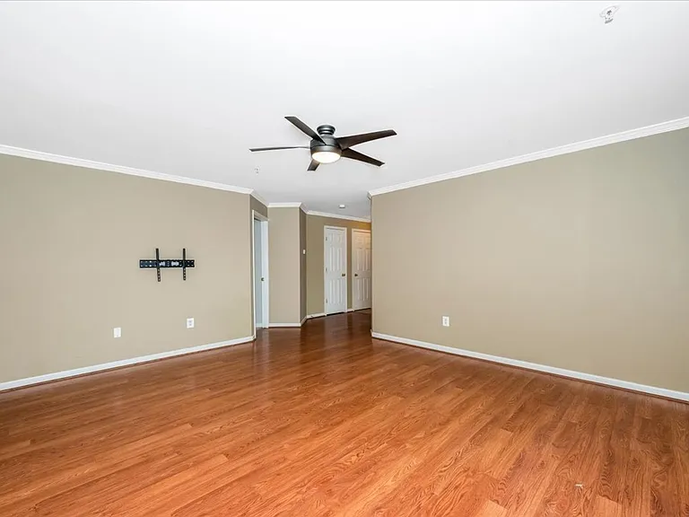 2501 Hemingway Dr #2A — Photo 6