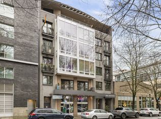 327 NW Park Ave APT 2D, Portland, OR 97209