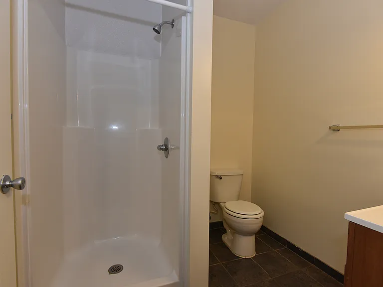 320 S Dunn — Photo 30