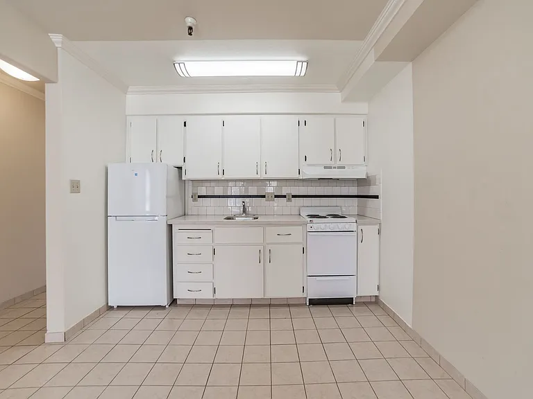 Park Glenview Apartments- Boutique Senior Living — Photo 16