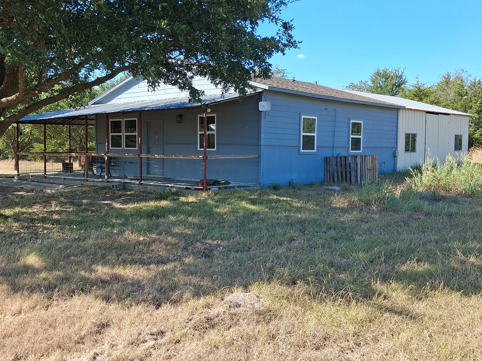 2 bed, 900 sqft, $1,500 — Photo 4
