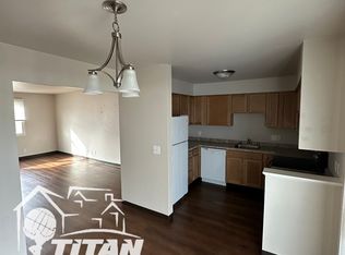 1260 Cumberland Trl, Oshkosh, WI 54904