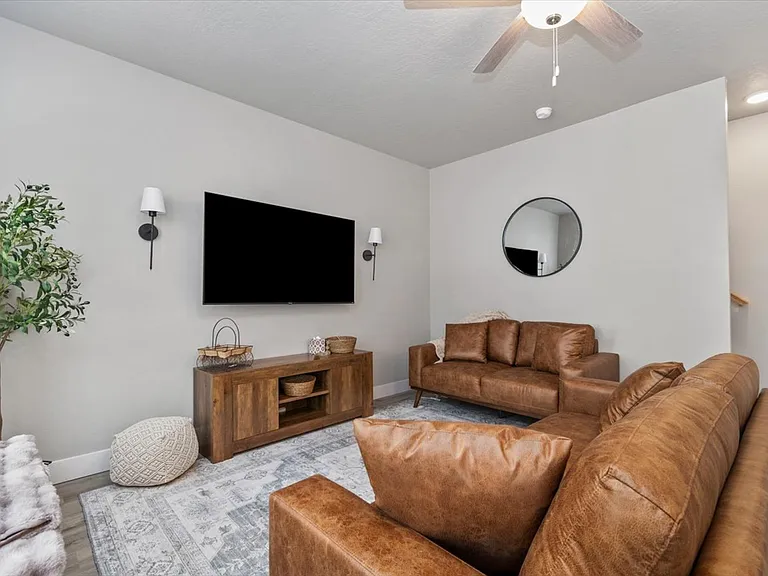 2783 W Palouse St — Photo 5