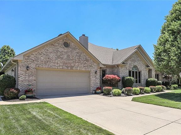 4th image of 7335 Rooses Dr