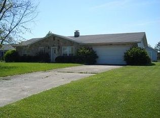 28217 Cedar Creek Dr, Sunman, IN 47041