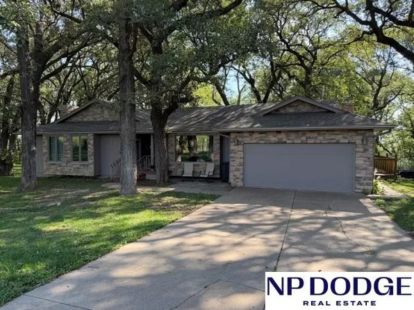 2838 Reed Ln, Fremont, NE 68025