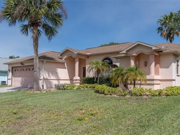 10433 Sandtrap Dr, Spring Hill, FL 34608