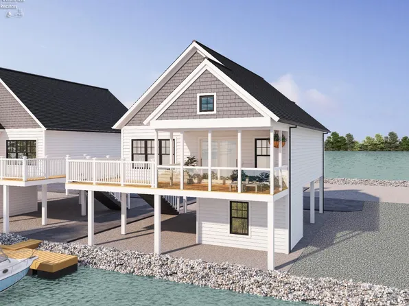 545 W Lakeshore Dr #1, Pt Clinton, OH 43452