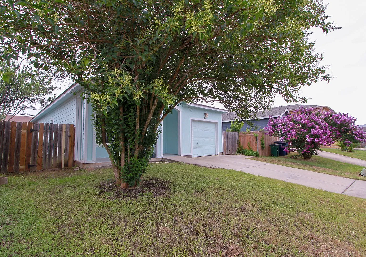 Updated South Austin 3BR/2BA Home with Wood Flooring & Private Backyard — Photo 3
