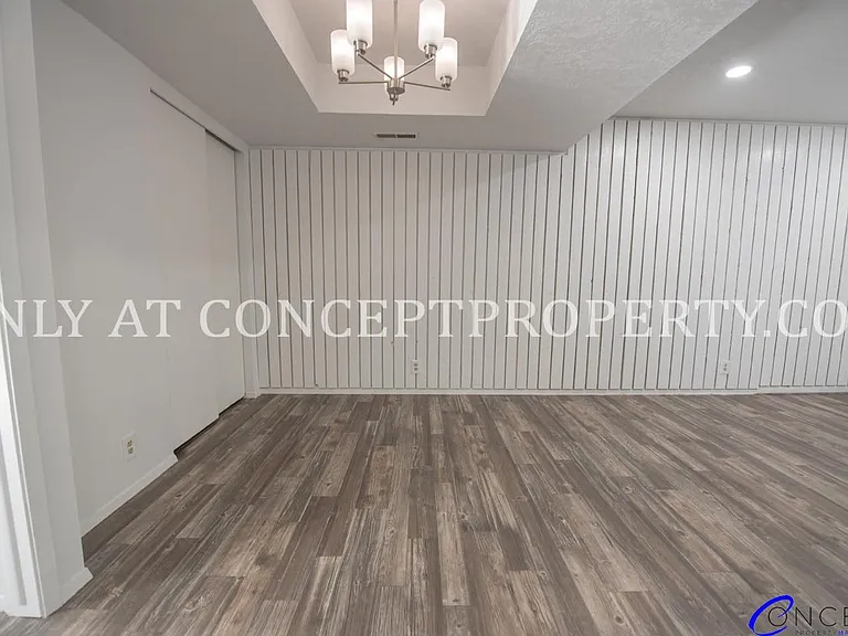 Foothill Terrace — Photo 149