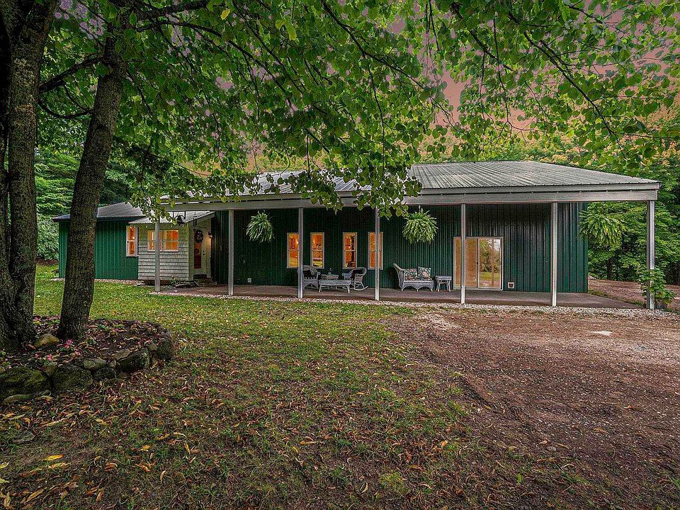 1st image of 2875 Whispering Maples Dr