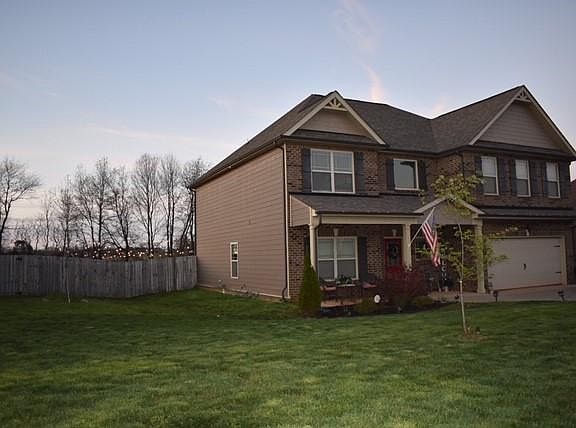 3rd image of 179 Melbourne Dr