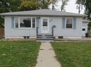 417 12th St NE, Jamestown, ND 58401