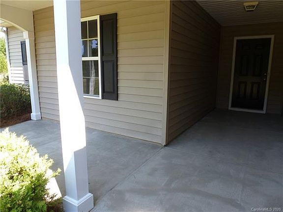 4th image of 1051 Duckwood Rd