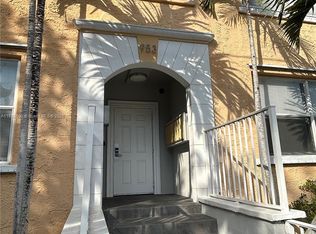 953 SW 10th St APT 2, Miami, FL 33130
