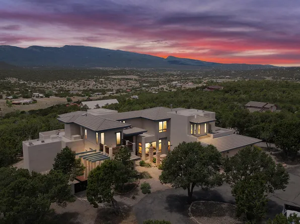 6 Calle Vallecitos, Tijeras, NM 87059