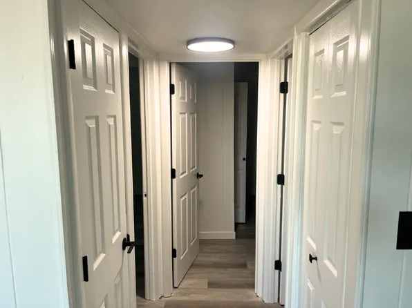 685 N Leverett Ave, Fayetteville, AR