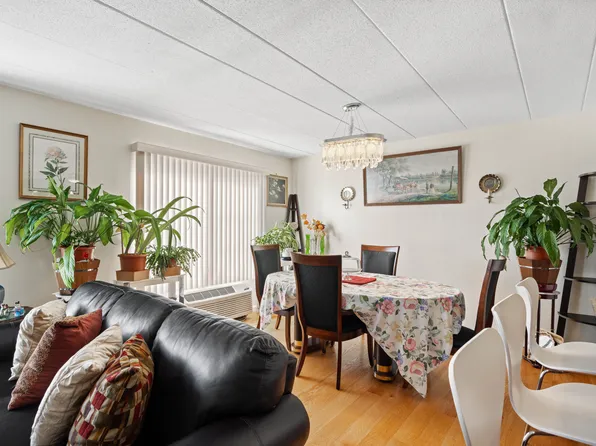 108-15 Sea View Avenue image 15 of 18