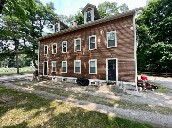 17 Hunt St Floor 2, Cumberland, RI 02864