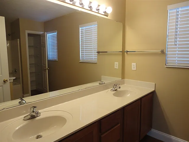 1455 Woodside Dr — Photo 13