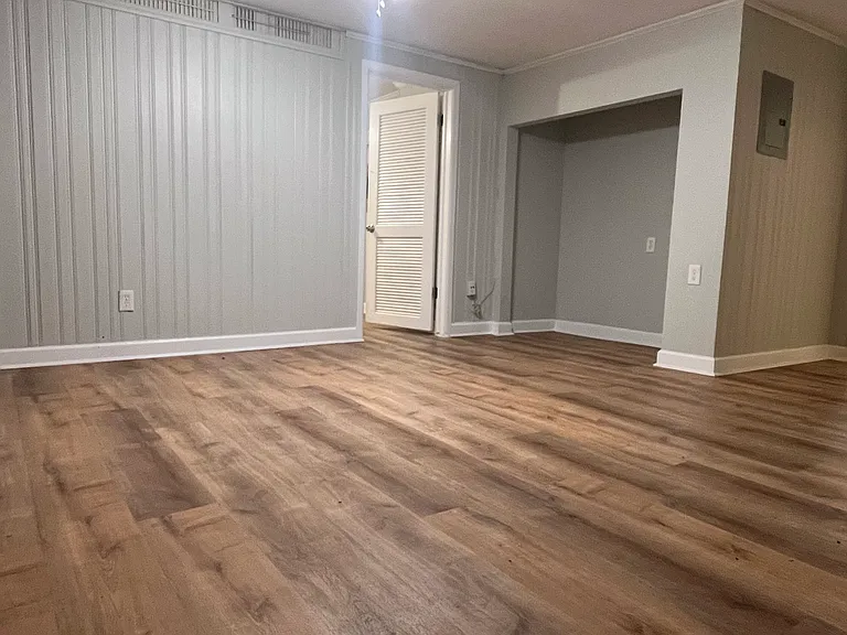 355 5th St NE #5 — Photo 7
