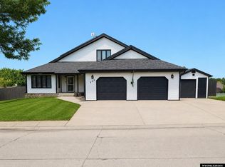 262 Hillcrest Dr, Torrington, WY 82240